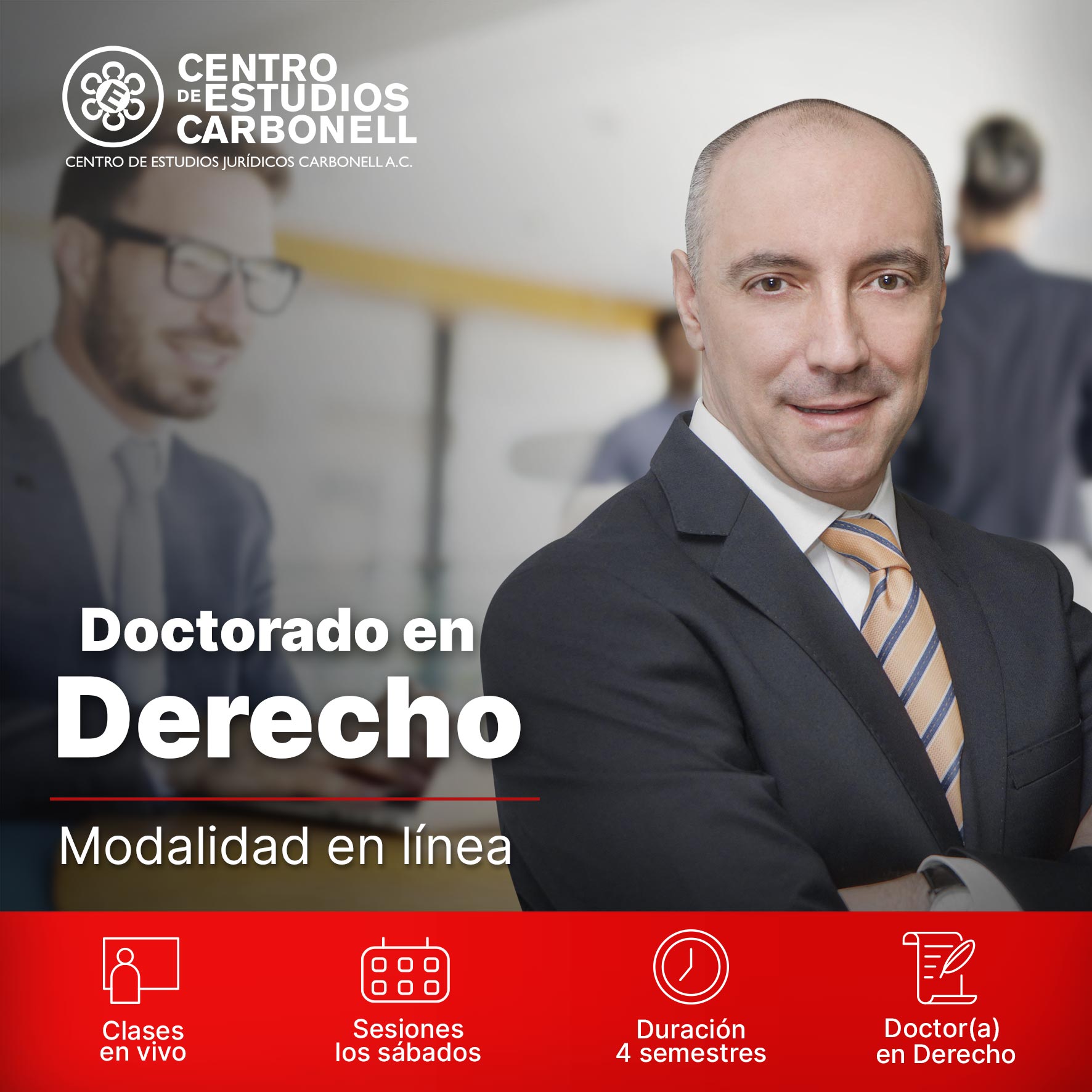 Imagen promocional del Centro de Estudios Carbonell, mostrando a dos hombres en un entorno de oficina revisando documentos. El texto destaca una especialización en el Código Nacional de Procedimientos Civiles y Familiares, indicando que es 100% en línea.