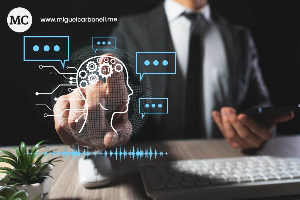 Un hombre de negocios señalando una representación gráfica de inteligencia artificial con íconos de comunicación en un fondo oscuro.